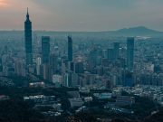 Taiwan’s Wealthy Shift Assets to Singapore as Geopolitical Risks Rise