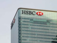 HSBC Weighs Singapore Overhaul to Bring Banking Units Under One Roof