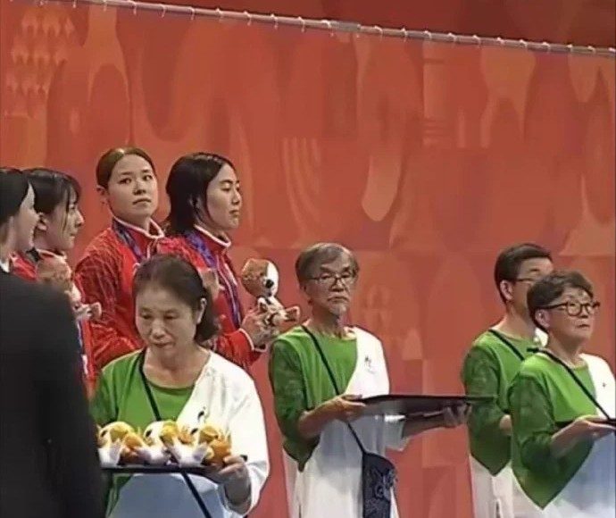 volunteers-1